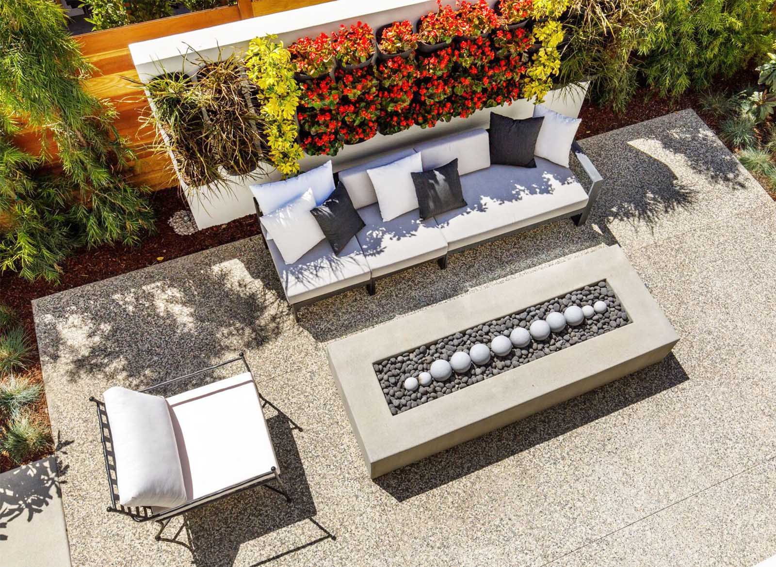 pelican_development_patio.jpg?v\u003d158